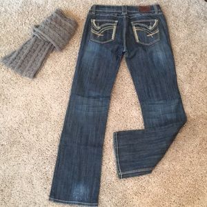 Adiktd jeans size 10/31 x 35 long super cute!